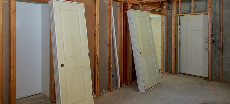 Heavy Duty Sliding Door in Greystone Heights, SK