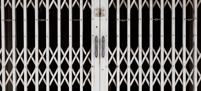 Steel Line Garage Door Repairs in Grosvenor Park, SK