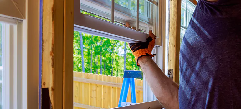 >Bay Window Curtain Rail Track in Queen Elizabeth, Saskatchewan